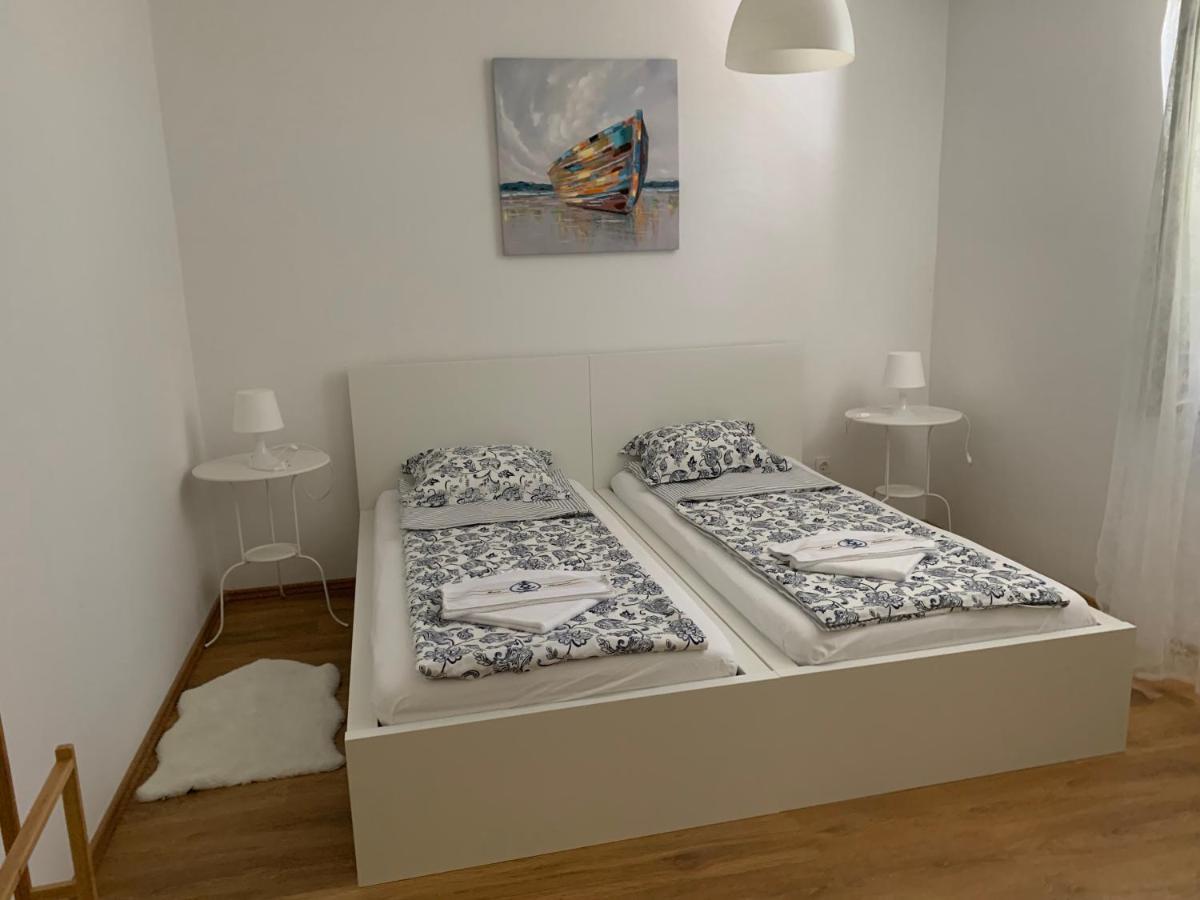 Apartments Нови-Винодолски Экстерьер фото