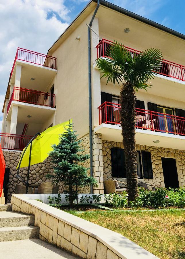 Apartments Нови-Винодолски Экстерьер фото